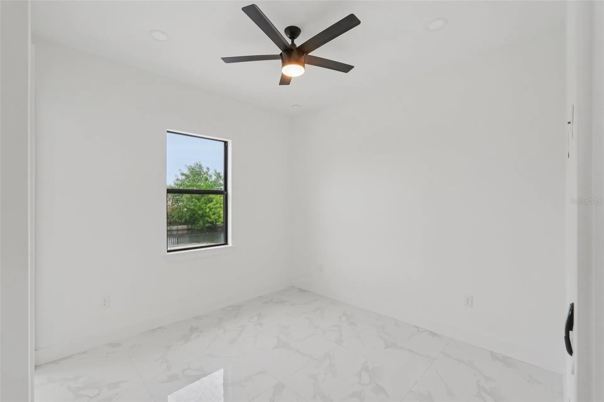 12 SE 17th Avenue Cape Coral FL 33990