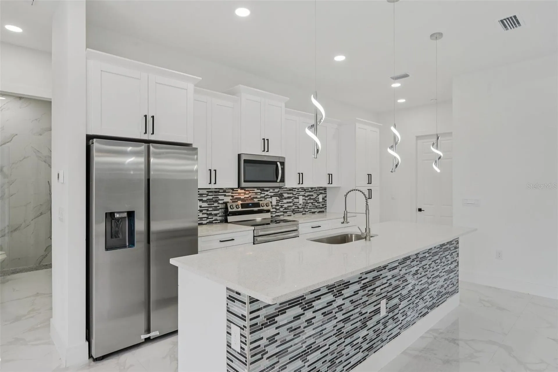 12 SE 17th Avenue Cape Coral FL 33990