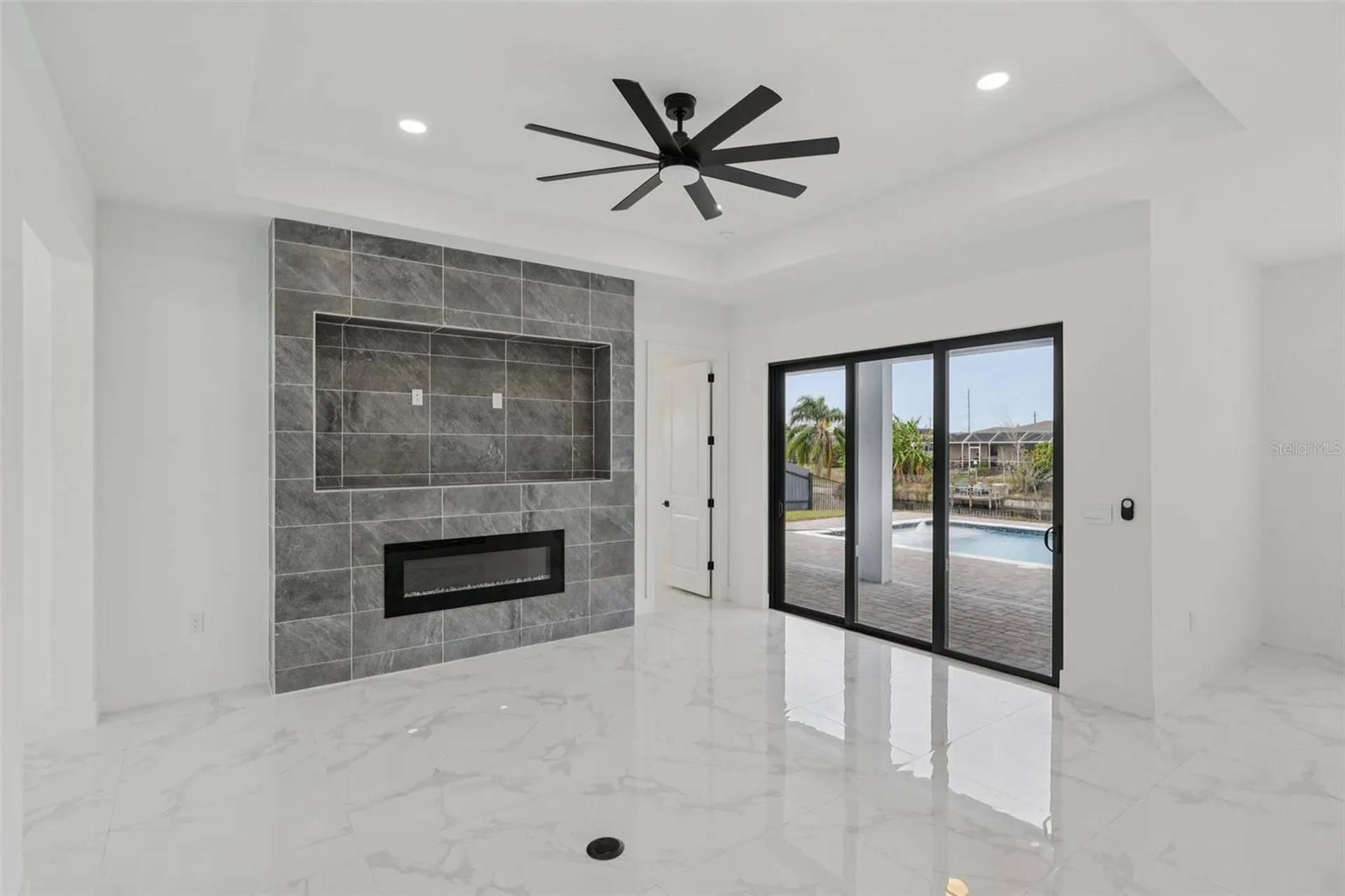 12 SE 17th Avenue Cape Coral FL 33990