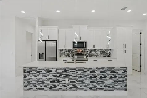 12 SE 17th Avenue Cape Coral FL 33990