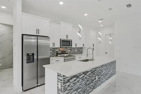 12 SE 17th Avenue Cape Coral FL 33990