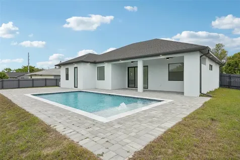 12 SE 17th Avenue Cape Coral FL 33990
