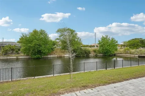 12 SE 17th Avenue Cape Coral FL 33990