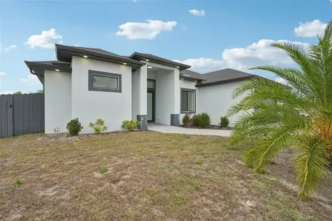 12 SE 17th Avenue Cape Coral FL 33990