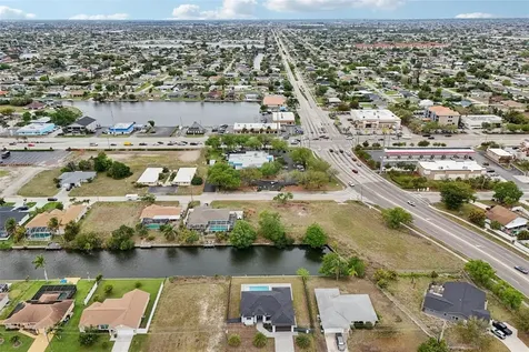 12 SE 17th Avenue Cape Coral FL 33990