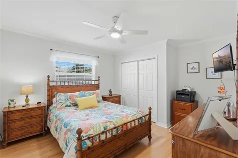 5826 27th Terrace N St Petersburg FL 33710