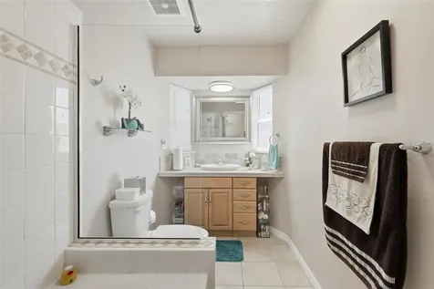 5826 27th Terrace N St Petersburg FL 33710
