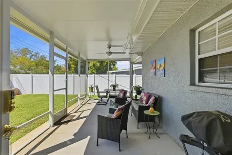 5826 27th Terrace N St Petersburg FL 33710
