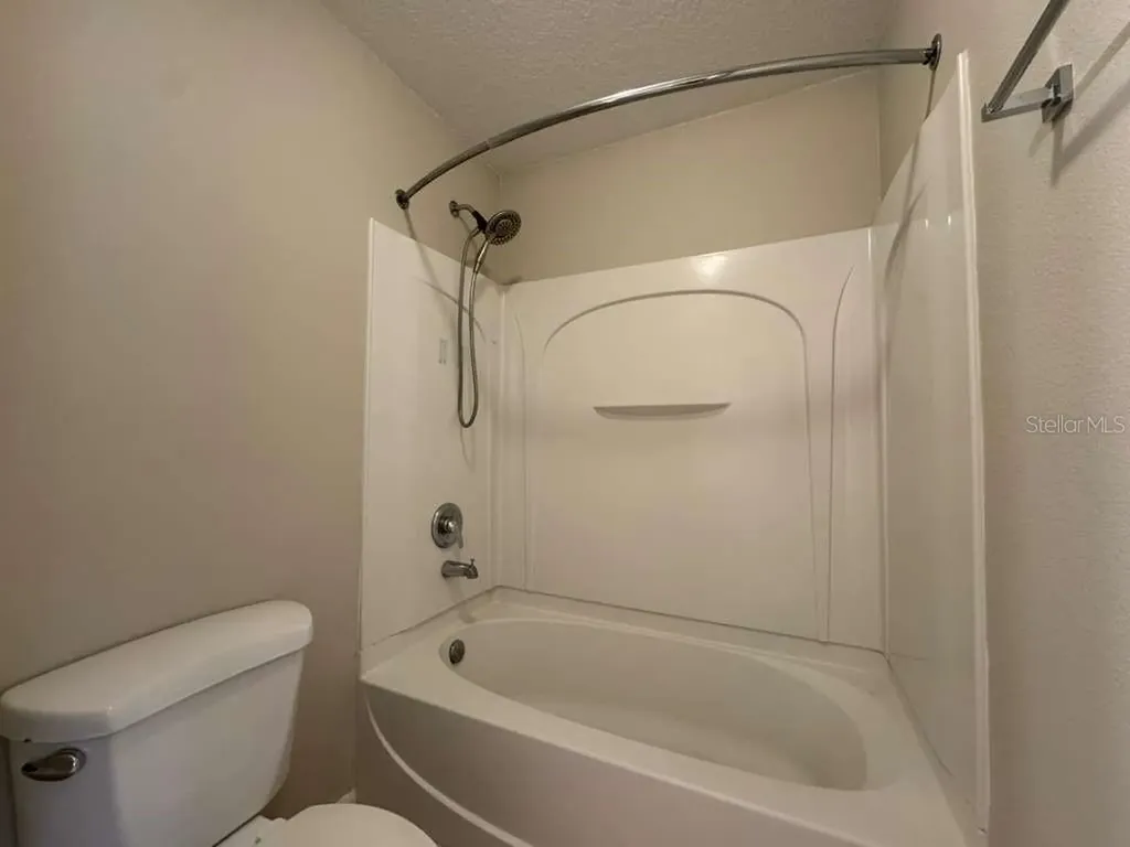 2866 Club Cortile Circle Kissimmee FL 34746