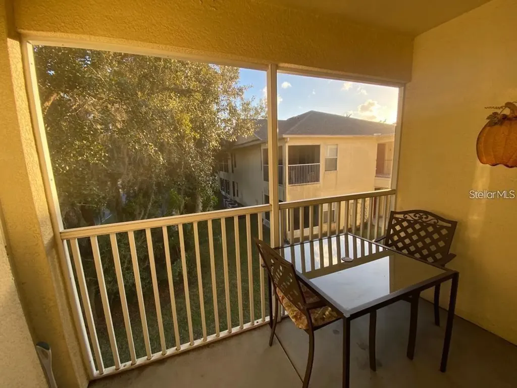 2866 Club Cortile Circle Kissimmee FL 34746