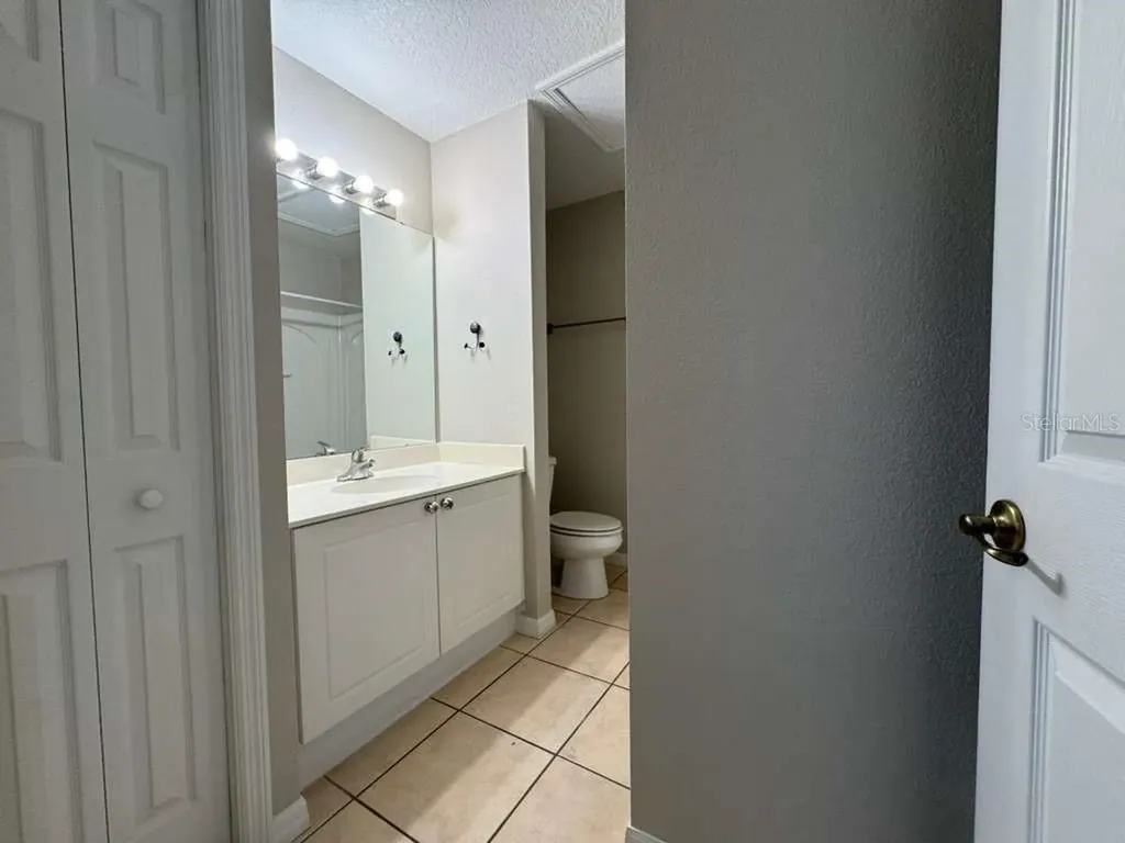 2866 Club Cortile Circle Kissimmee FL 34746