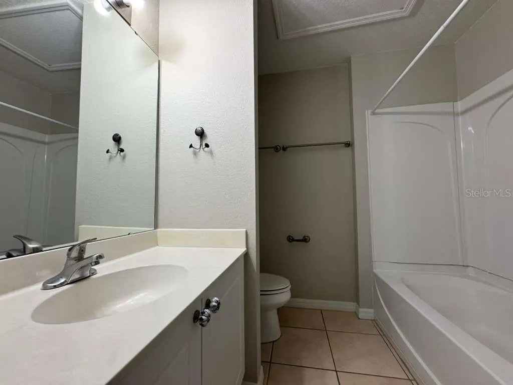 2866 Club Cortile Circle Kissimmee FL 34746