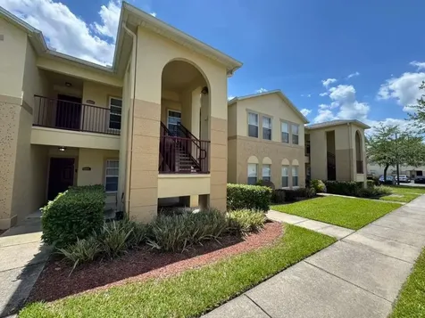 2866 Club Cortile Circle Kissimmee FL 34746