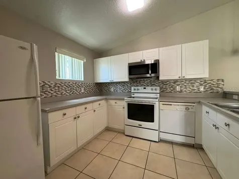 2866 Club Cortile Circle Kissimmee FL 34746