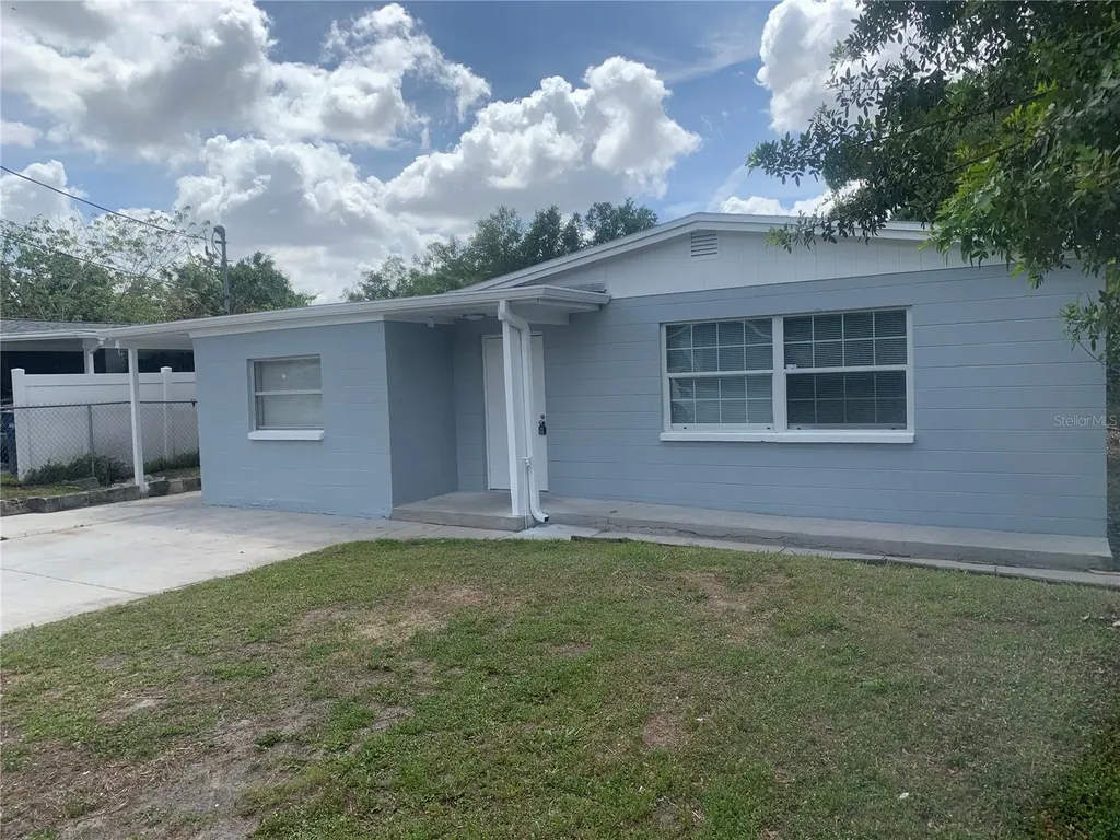 3715 E Idlewild Avenue Tampa FL 33610