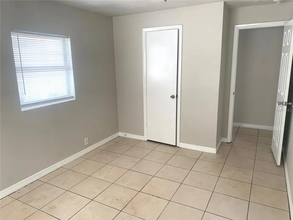 3715 E Idlewild Avenue Tampa FL 33610