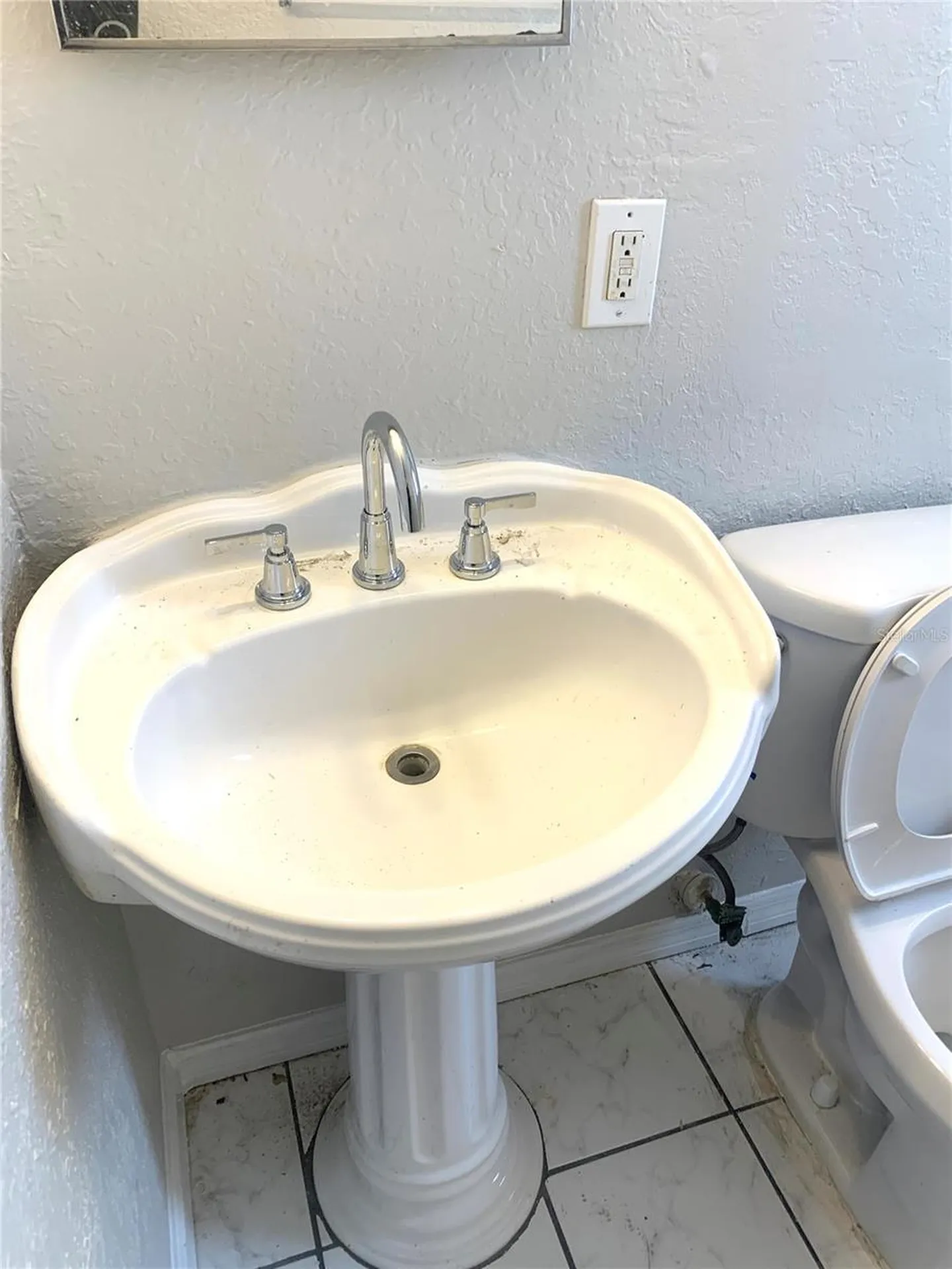 3715 E Idlewild Avenue Tampa FL 33610
