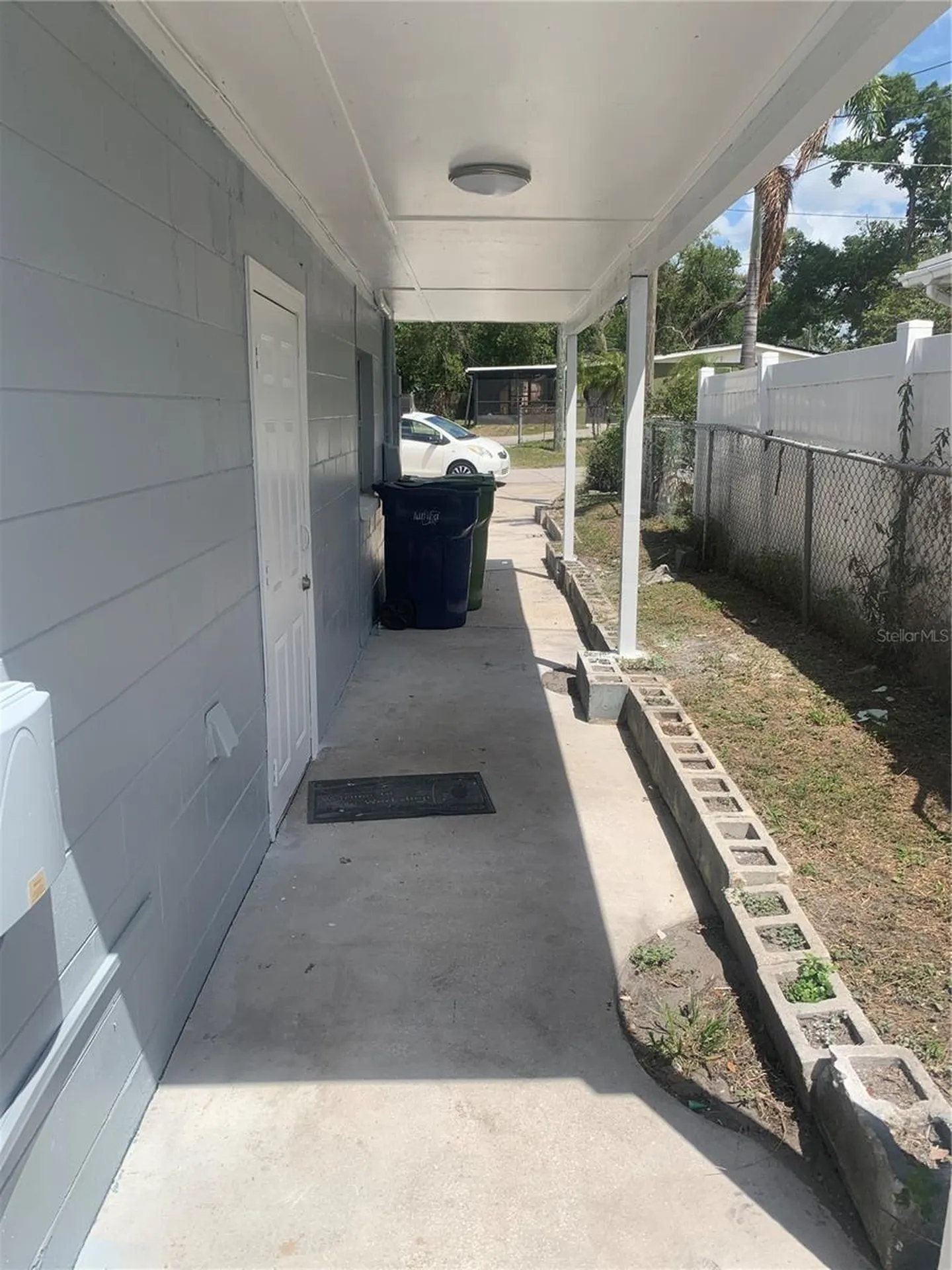 3715 E Idlewild Avenue Tampa FL 33610