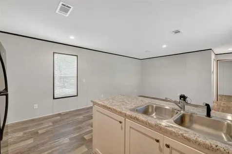 4152 C 575 Bushnell FL 33513