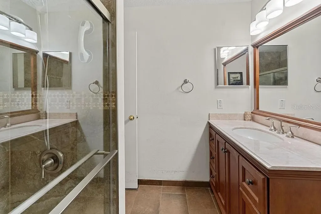 225 Rona Lane Davenport FL 33897