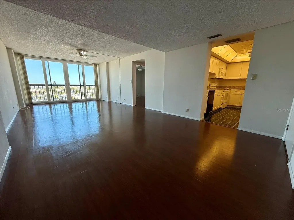 255 Dolphin Point Clearwater Beach FL 33767