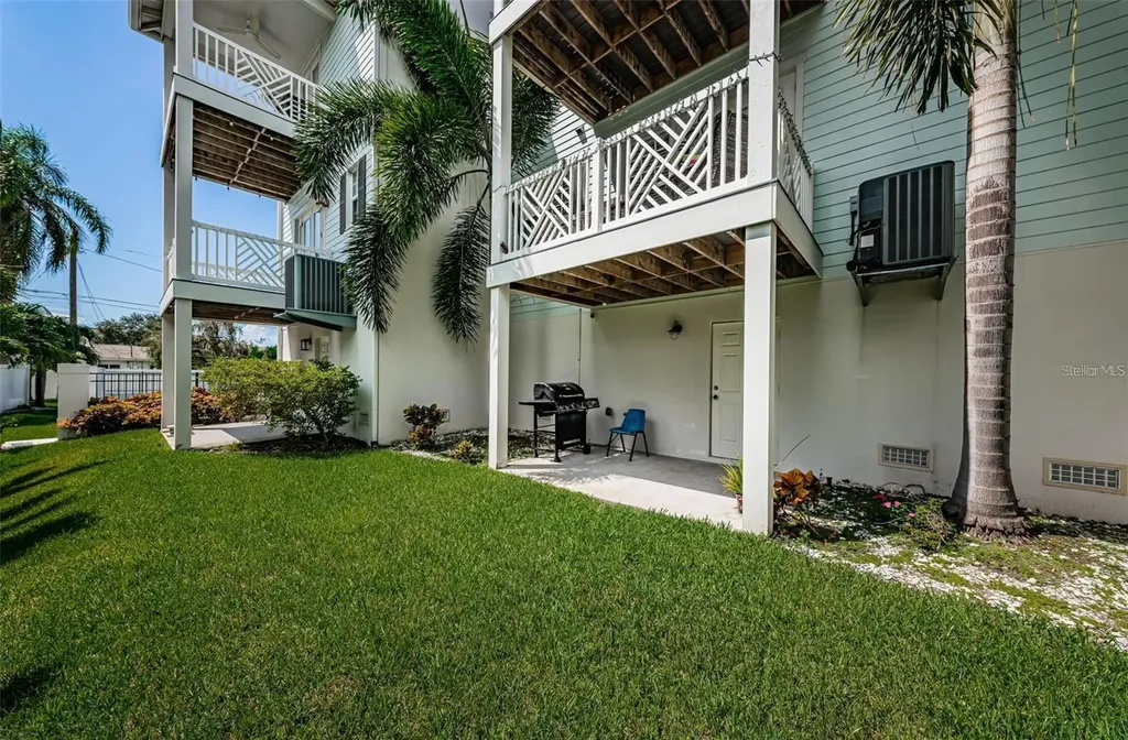 7004 Grevilla Avenue S South Pasadena FL 33707