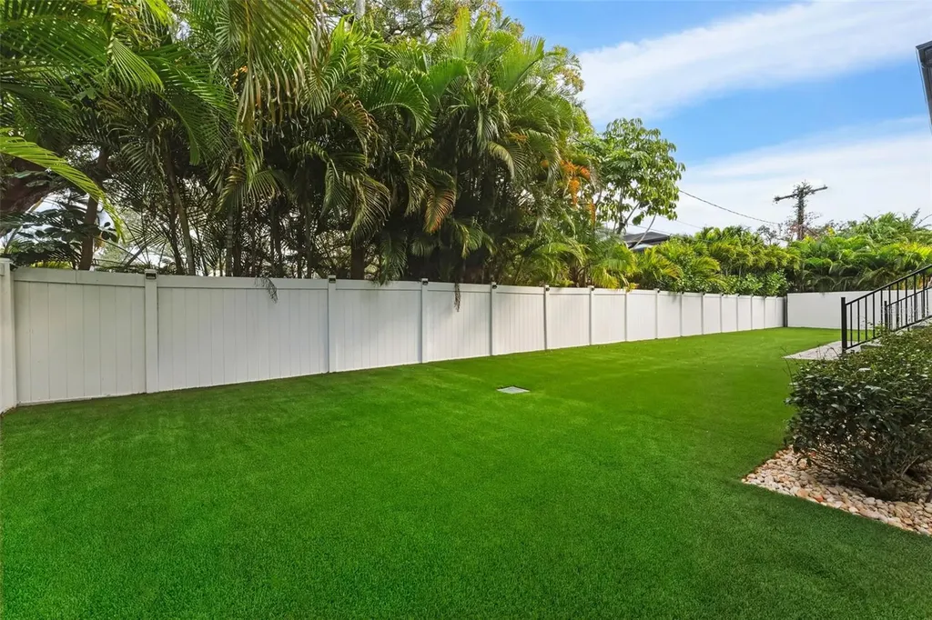 481 W Davis Boulevard Tampa FL 33606