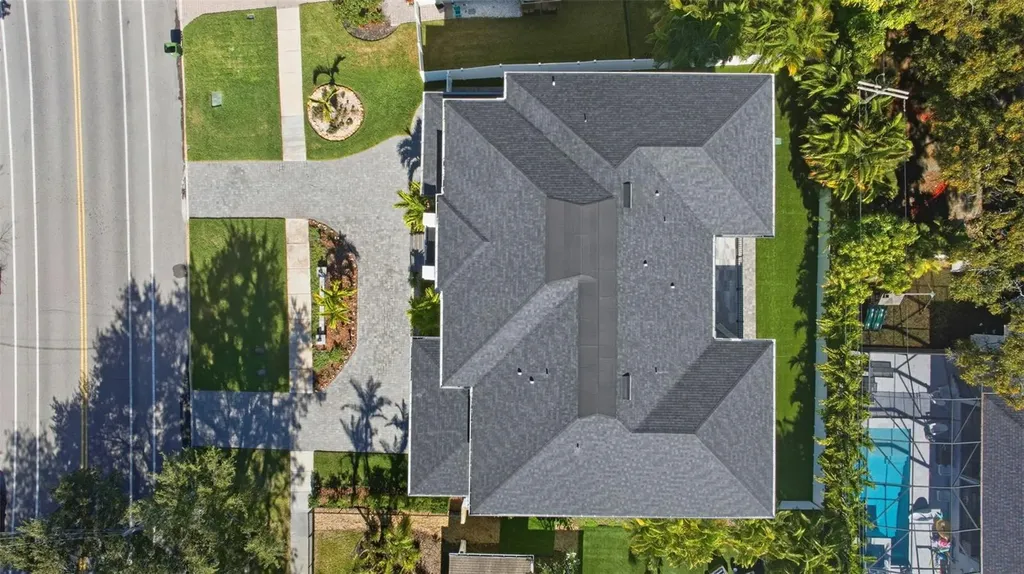 481 W Davis Boulevard Tampa FL 33606