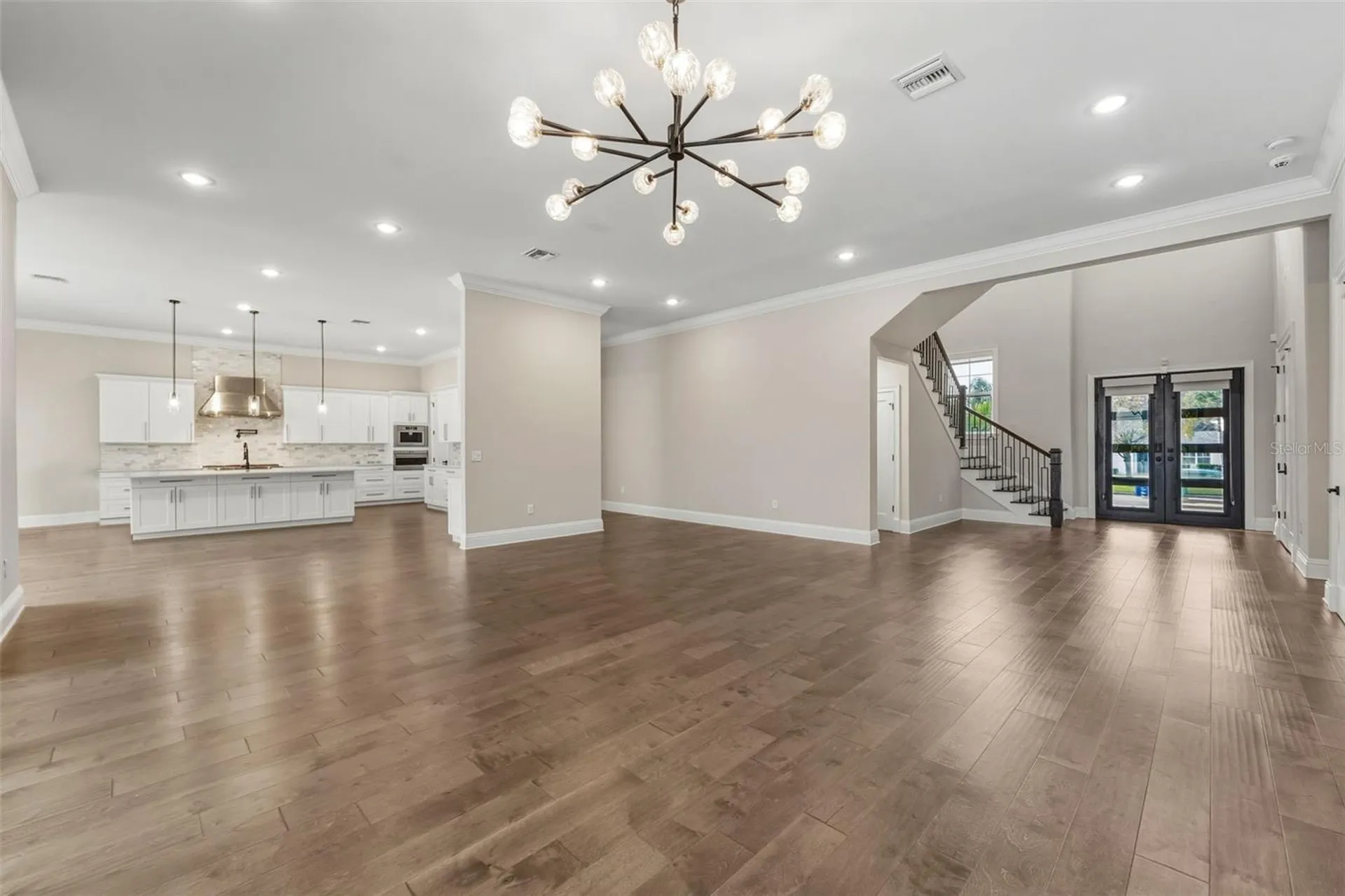481 W Davis Boulevard Tampa FL 33606