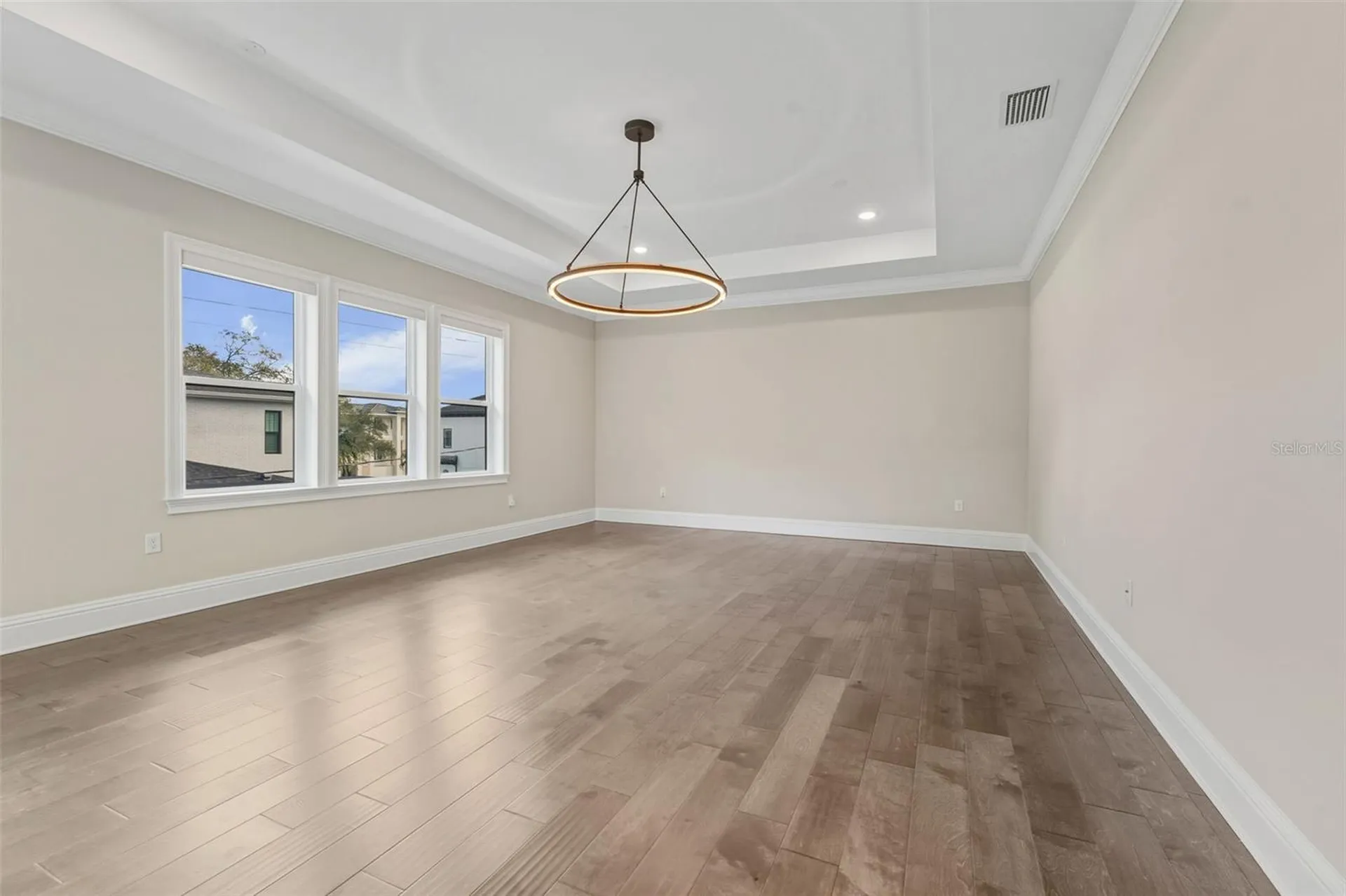 481 W Davis Boulevard Tampa FL 33606