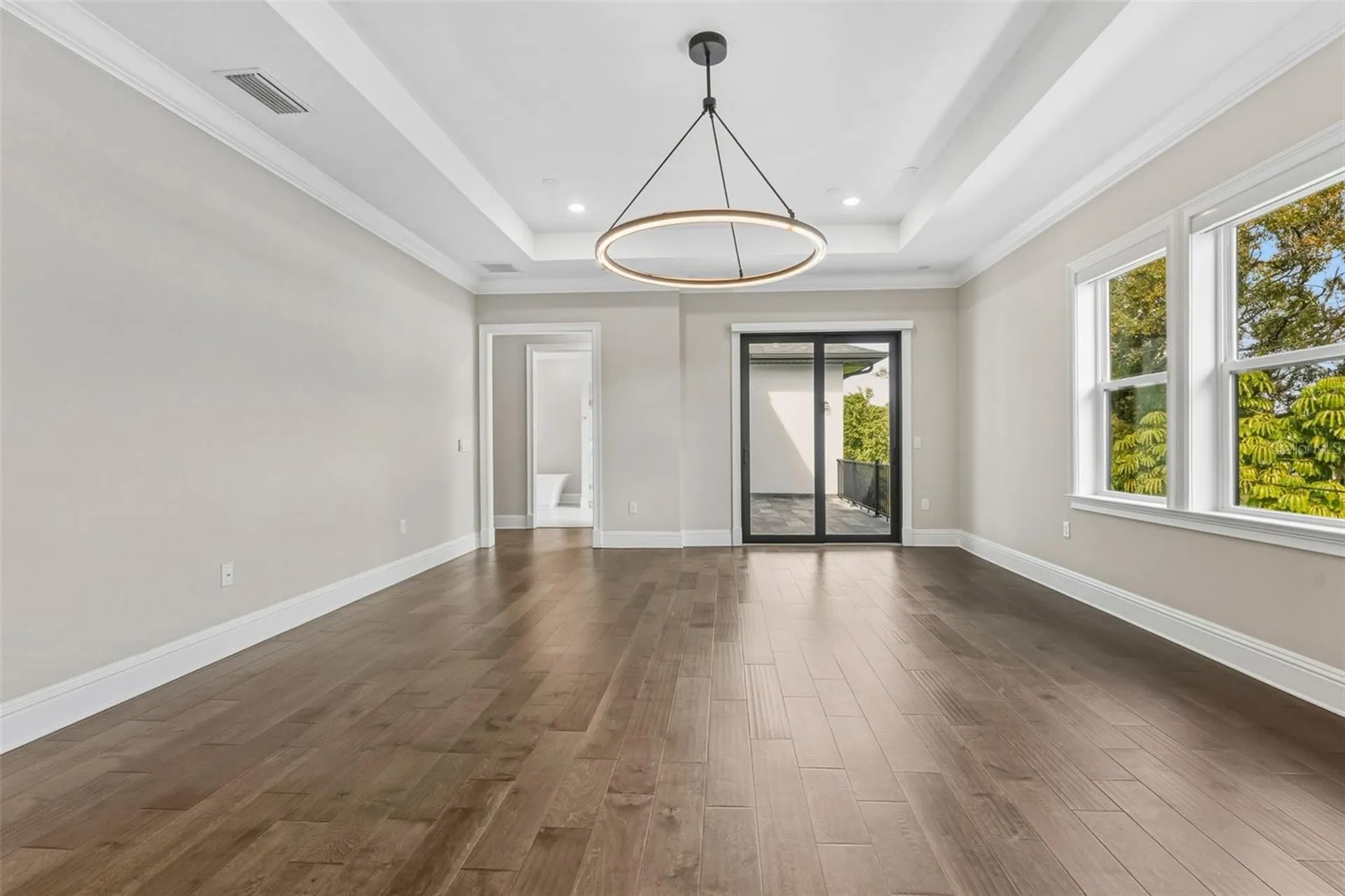 481 W Davis Boulevard Tampa FL 33606