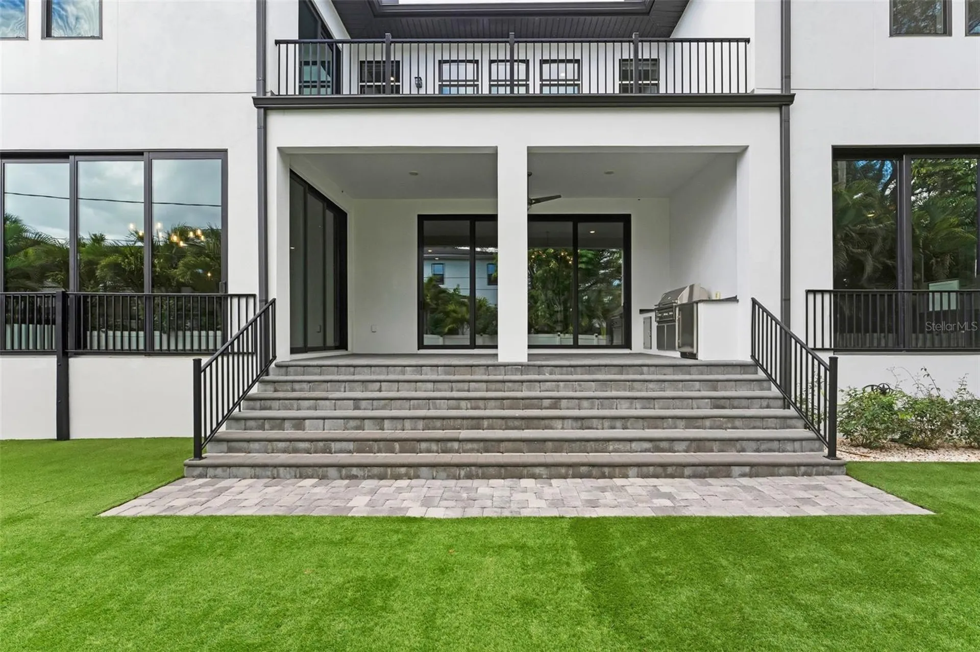 481 W Davis Boulevard Tampa FL 33606