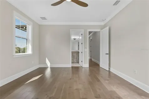 481 W Davis Boulevard Tampa FL 33606