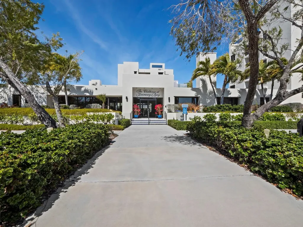 1930 Harbourside Drive Longboat Key FL 34228