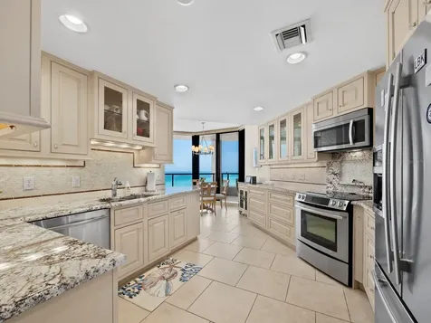 1211 Gulf Of Mexico Drive Longboat Key FL 34228
