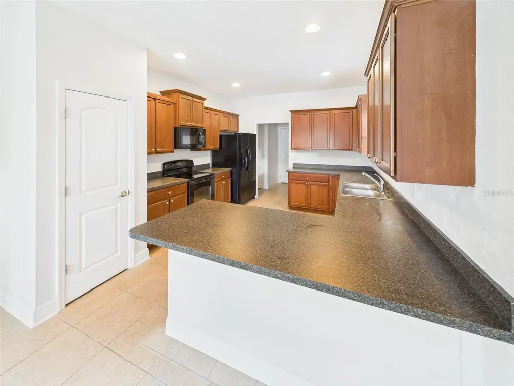 14211 Edinburgh Moor Drive Wimauma FL 33598