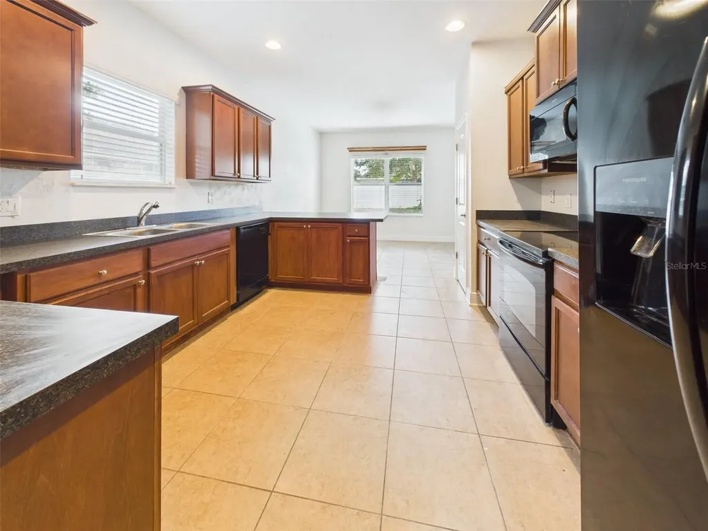 14211 Edinburgh Moor Drive Wimauma FL 33598