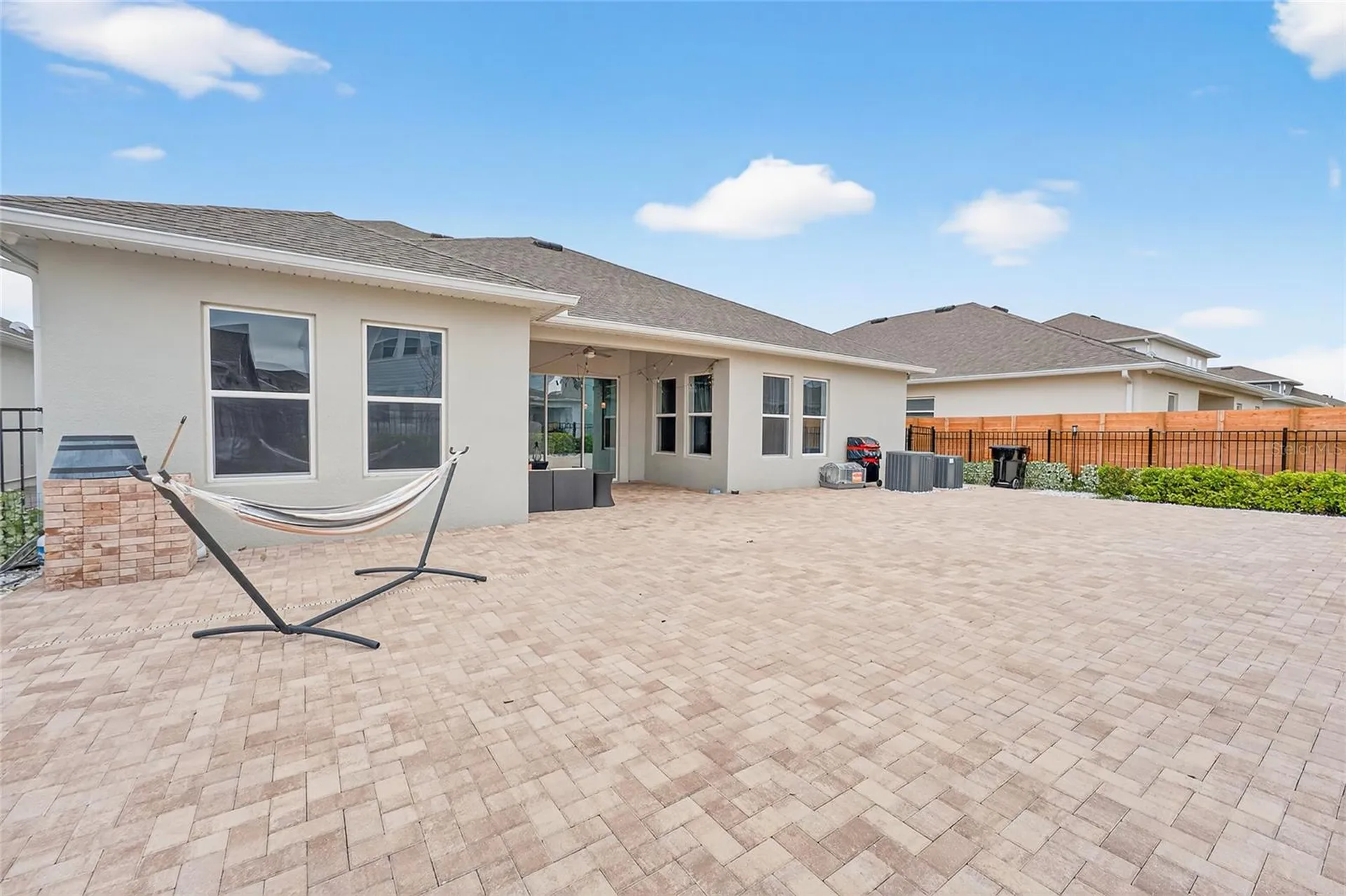 19076 Planetree Street Orlando FL 32827
