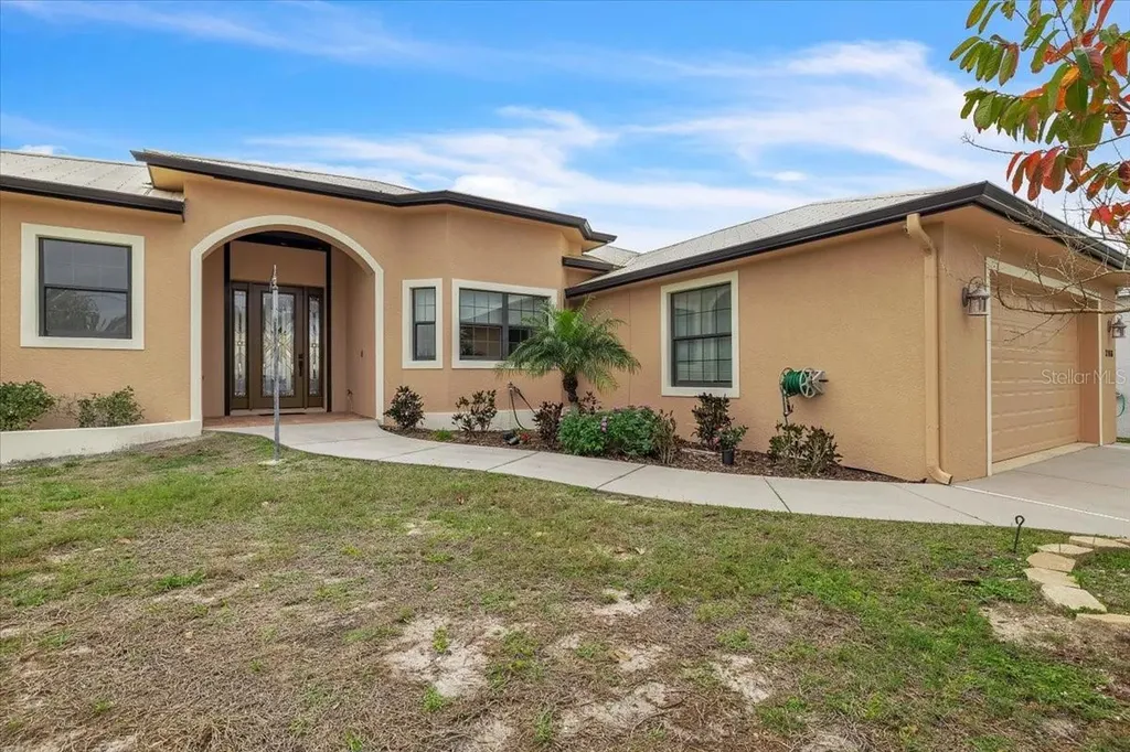 3766 Peace River Drive Punta Gorda FL 33983