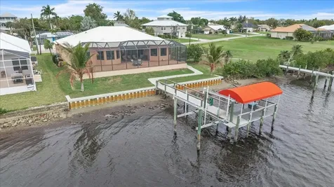 3766 Peace River Drive Punta Gorda FL 33983