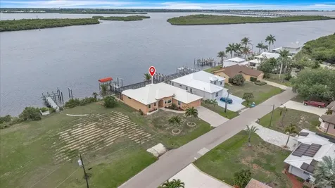 3766 Peace River Drive Punta Gorda FL 33983