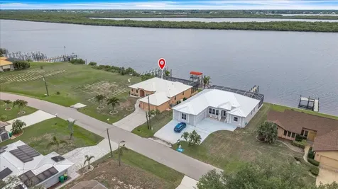 3766 Peace River Drive Punta Gorda FL 33983