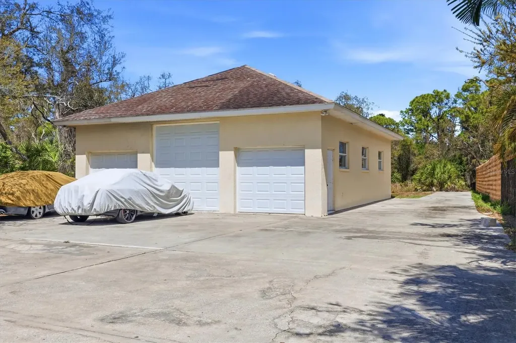 1711 Bayshore Drive Englewood FL 34223