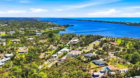 1711 Bayshore Drive Englewood FL 34223