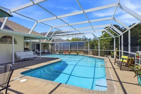 1711 Bayshore Drive Englewood FL 34223