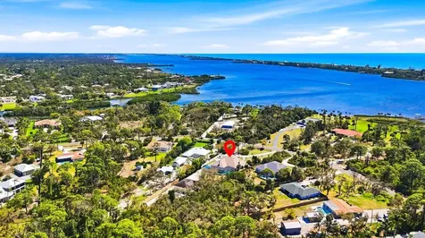 1711 Bayshore Drive Englewood FL 34223