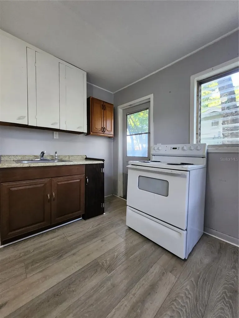 302 E 121st Avenue Tampa FL 33612