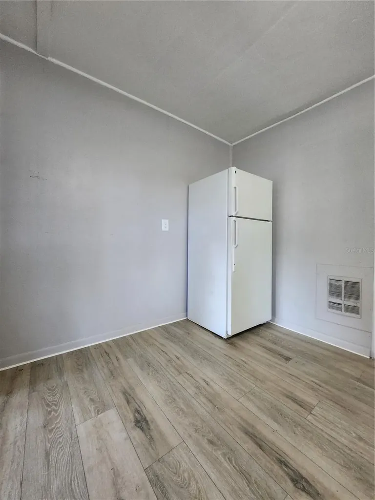 302 E 121st Avenue Tampa FL 33612