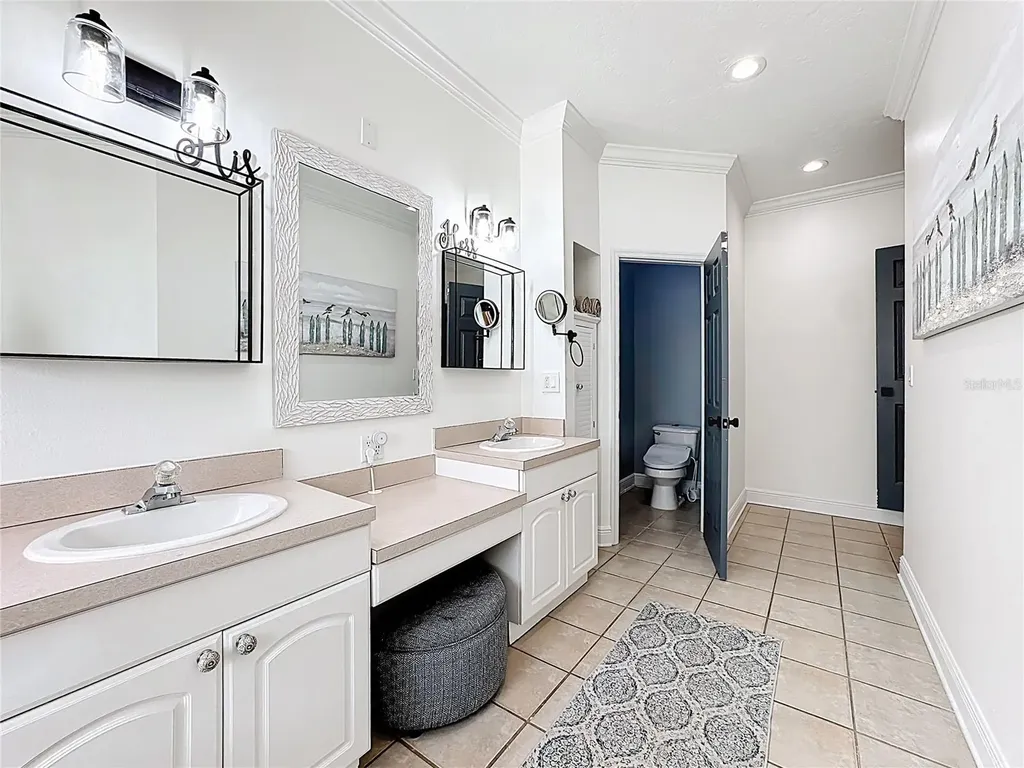3601 Neptune Drive Orlando FL 32804