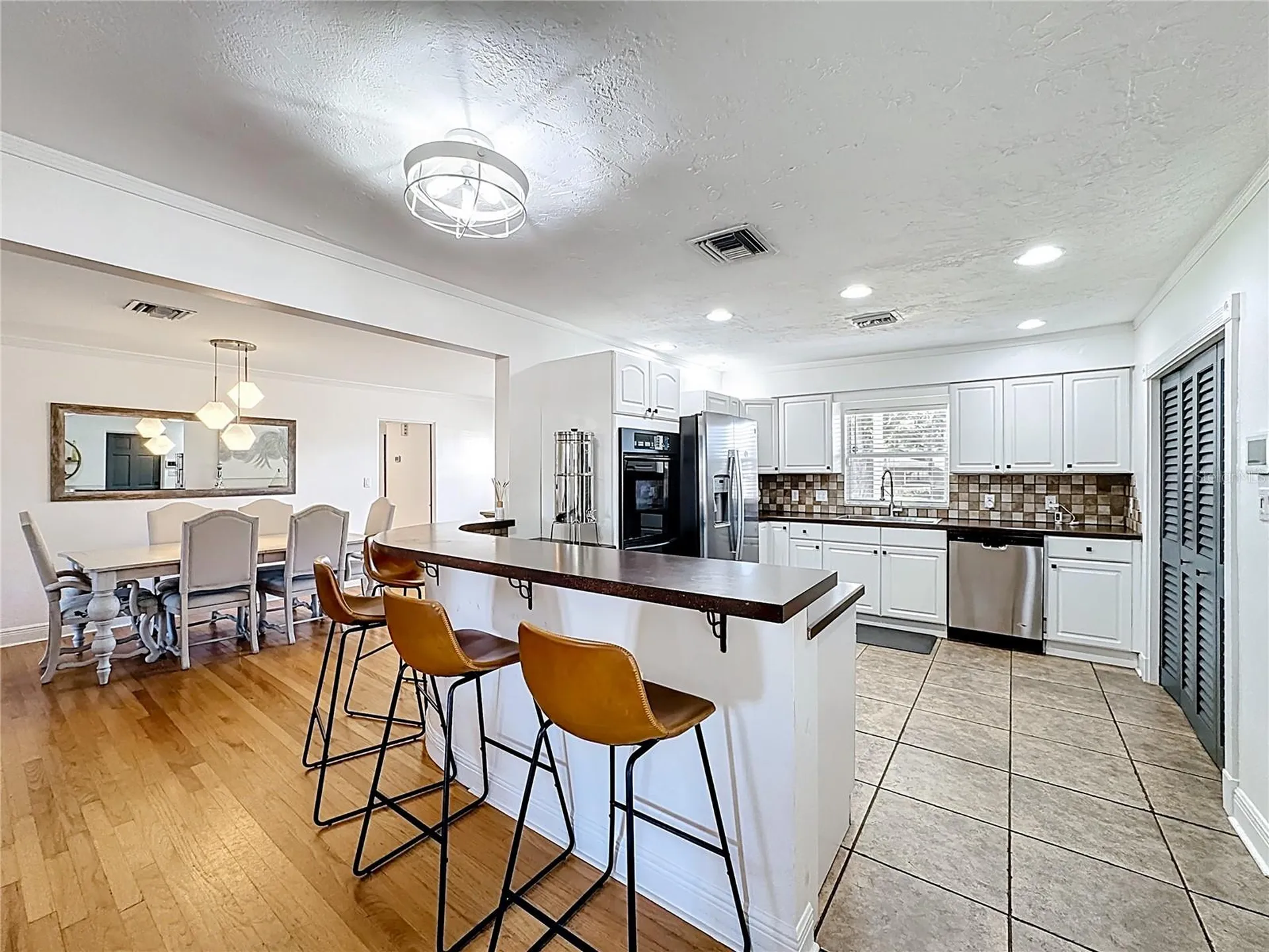 3601 Neptune Drive Orlando FL 32804